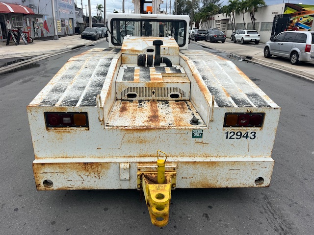 Push Back Tractor FMC B-350
