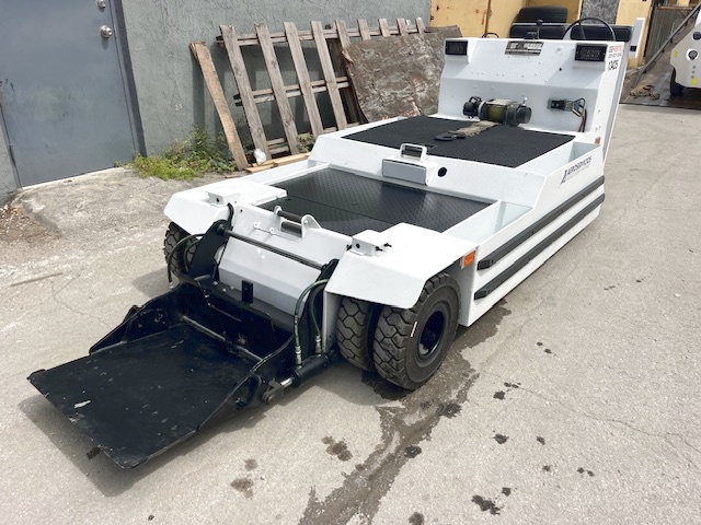 Towbarless Push Back Tractor Lektro AP8750C