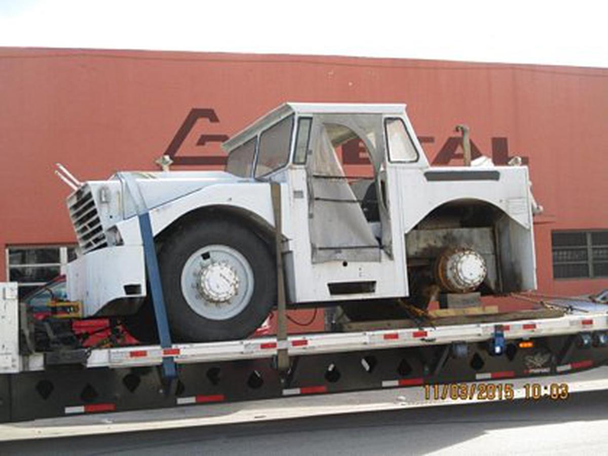 Push Back Tractor Hough-Paymover T-225 SL