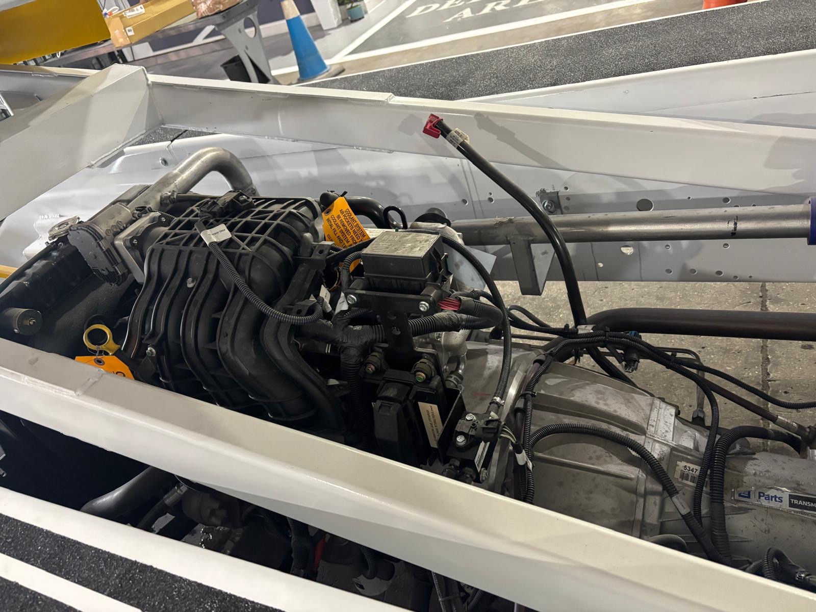 Belt Loader Tug 660