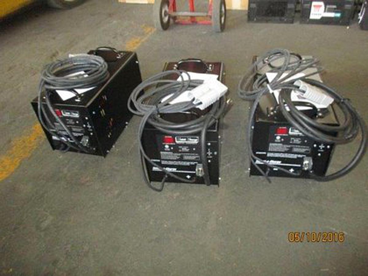 2016 Quick Charge SCSX U8040