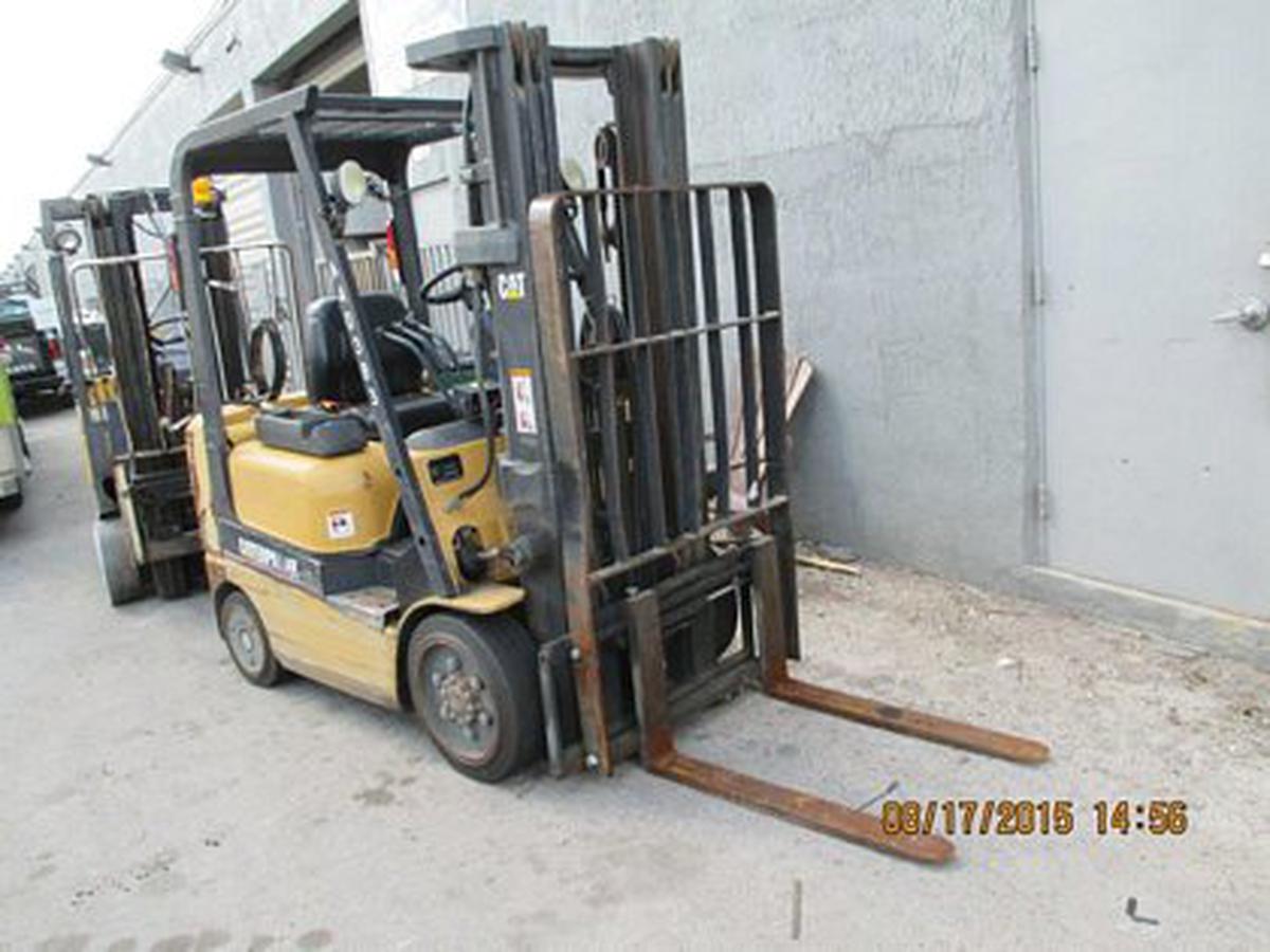 2003 Caterpillar GC20K