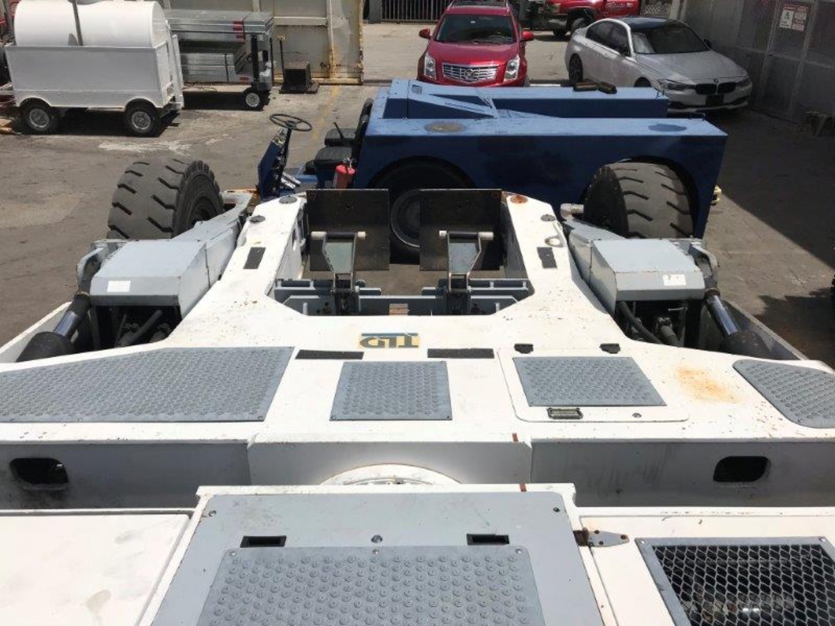 Towbarless Push Back Tractor TLD TPX-500