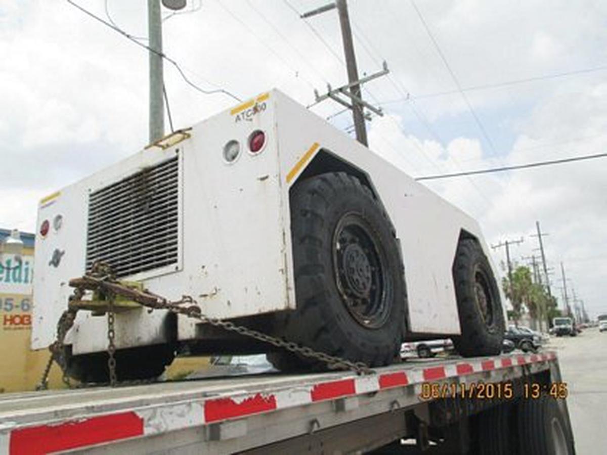Push Back Tractor S&S GT-1628