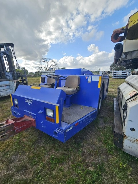 Push Back Tractor FMC B350EL