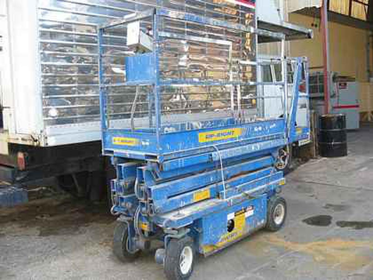 1993 Up-Right 63500 Manlift