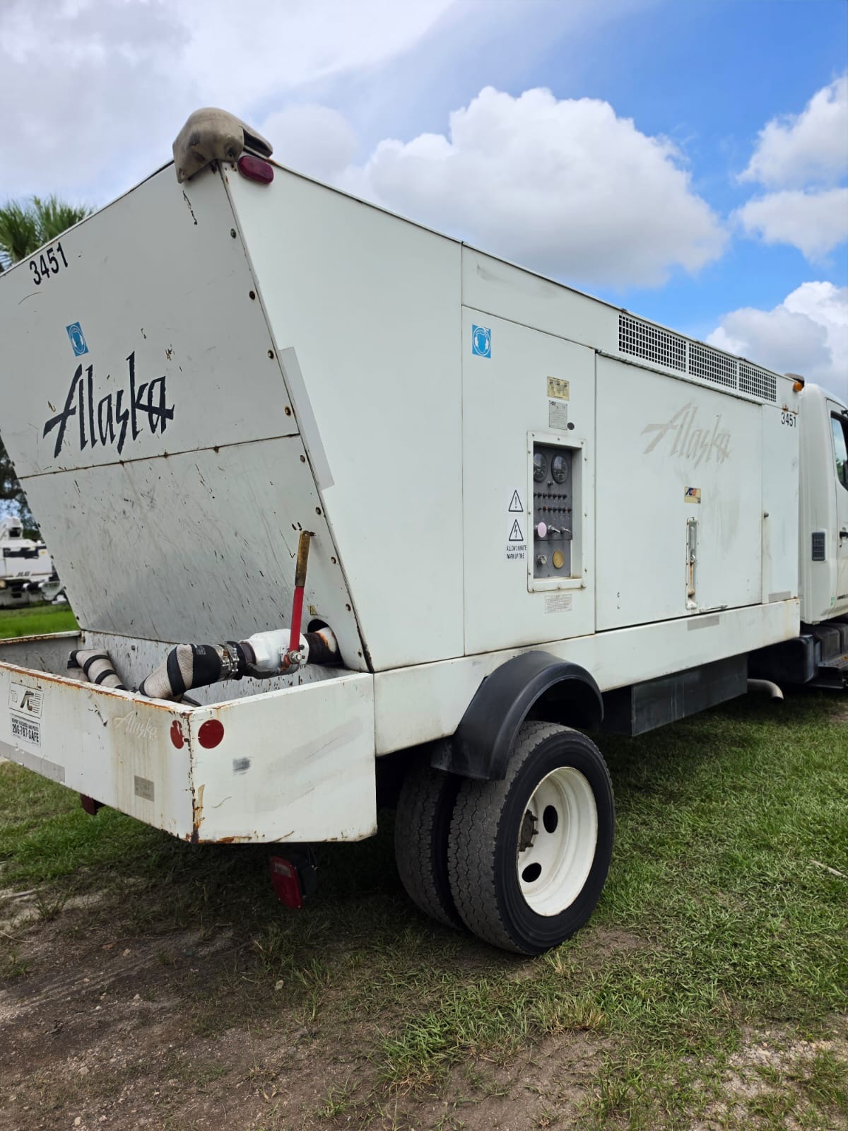 Truck Chassis Hino