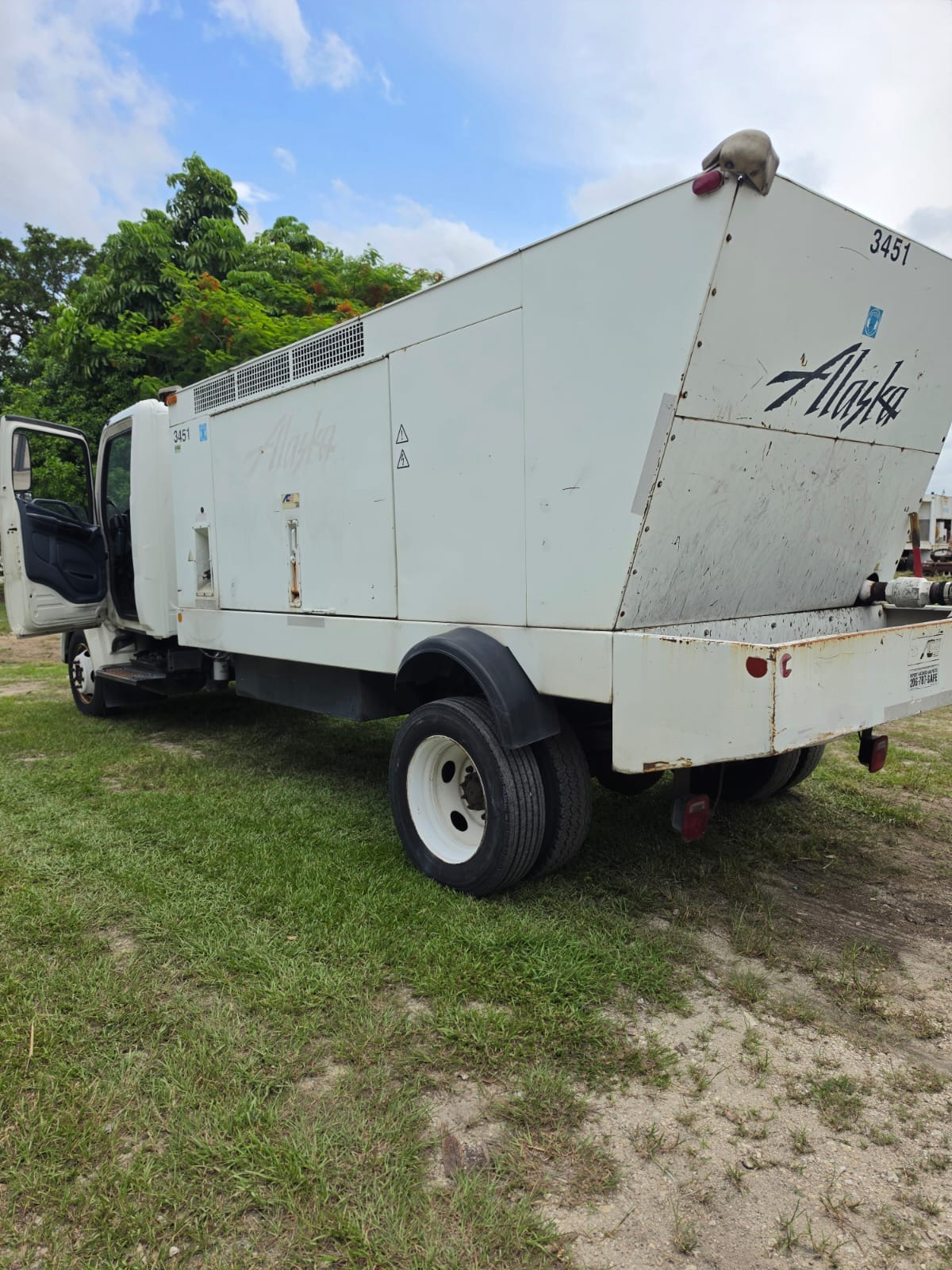 Truck Chassis Hino