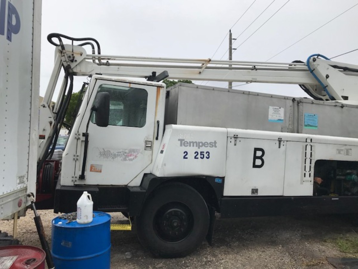 Deicer FMC Tempest 2
