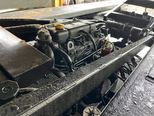 Belt Loader Tug 660