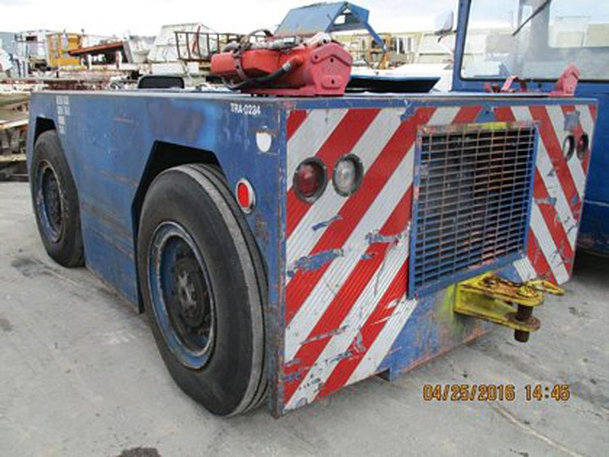 Push Back Tractor S&S GT-1628