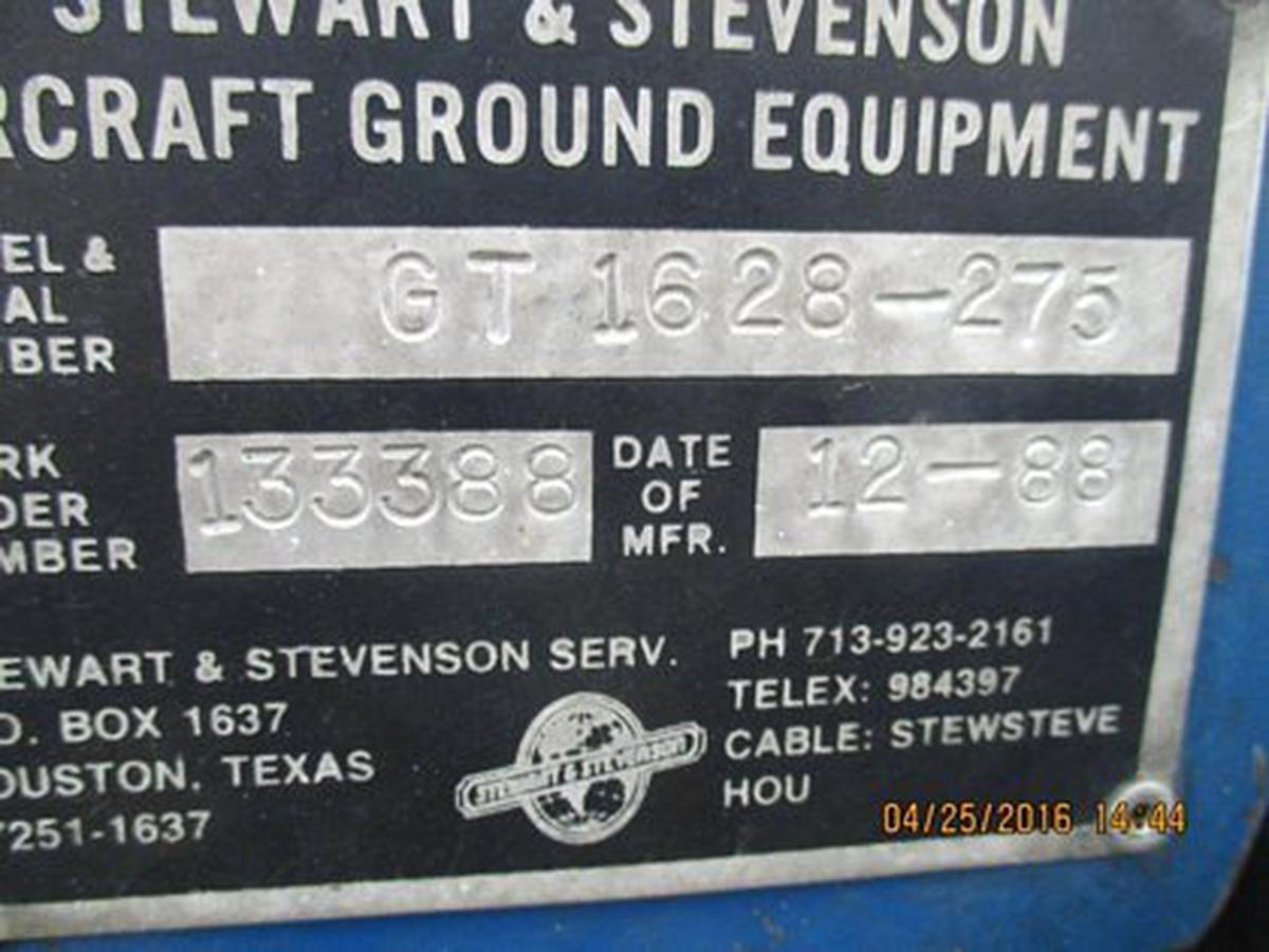 Push Back Tractor S&S GT-1628