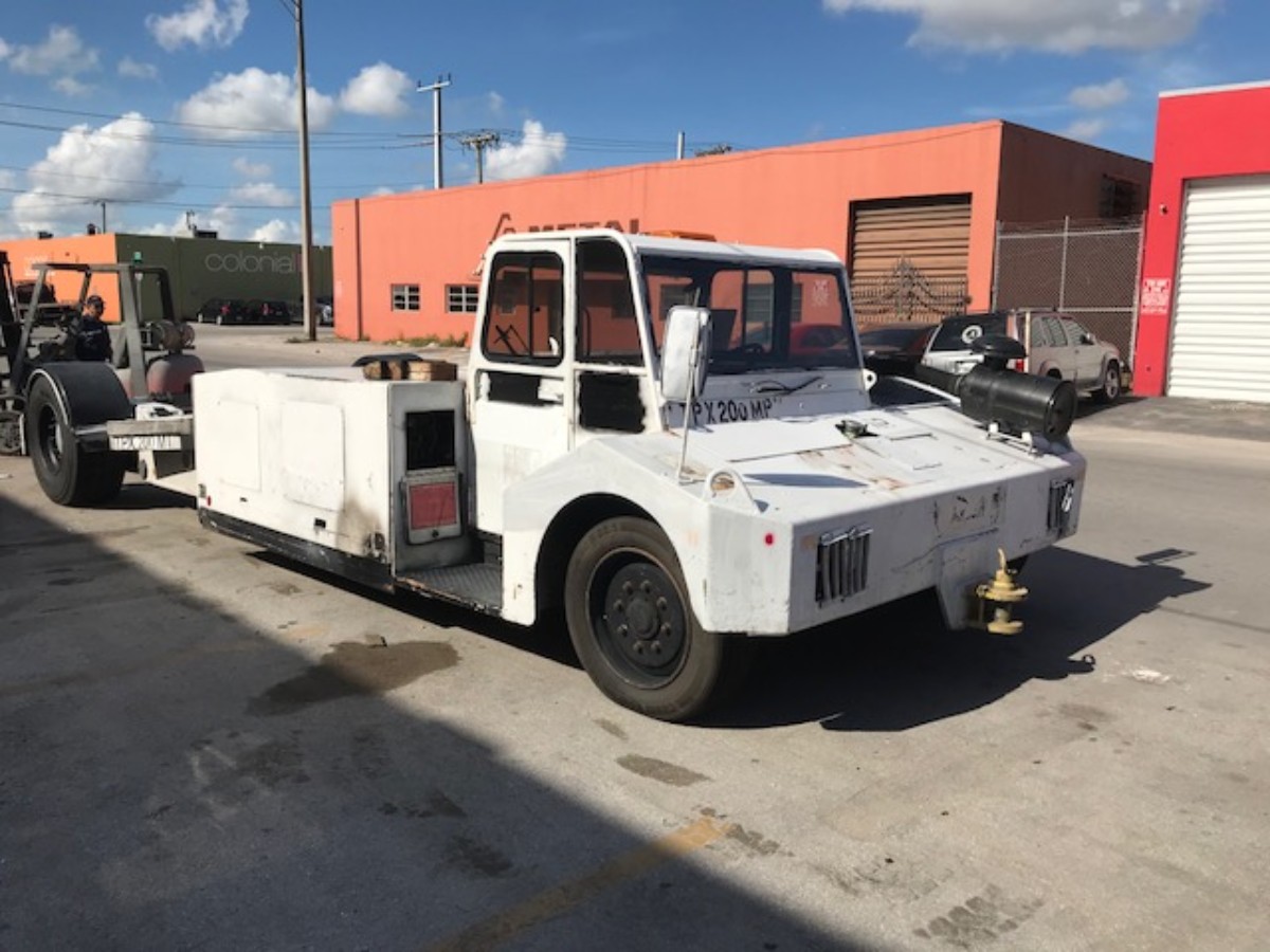Towbarless Push Back Tractor TLD TPX-200 MT