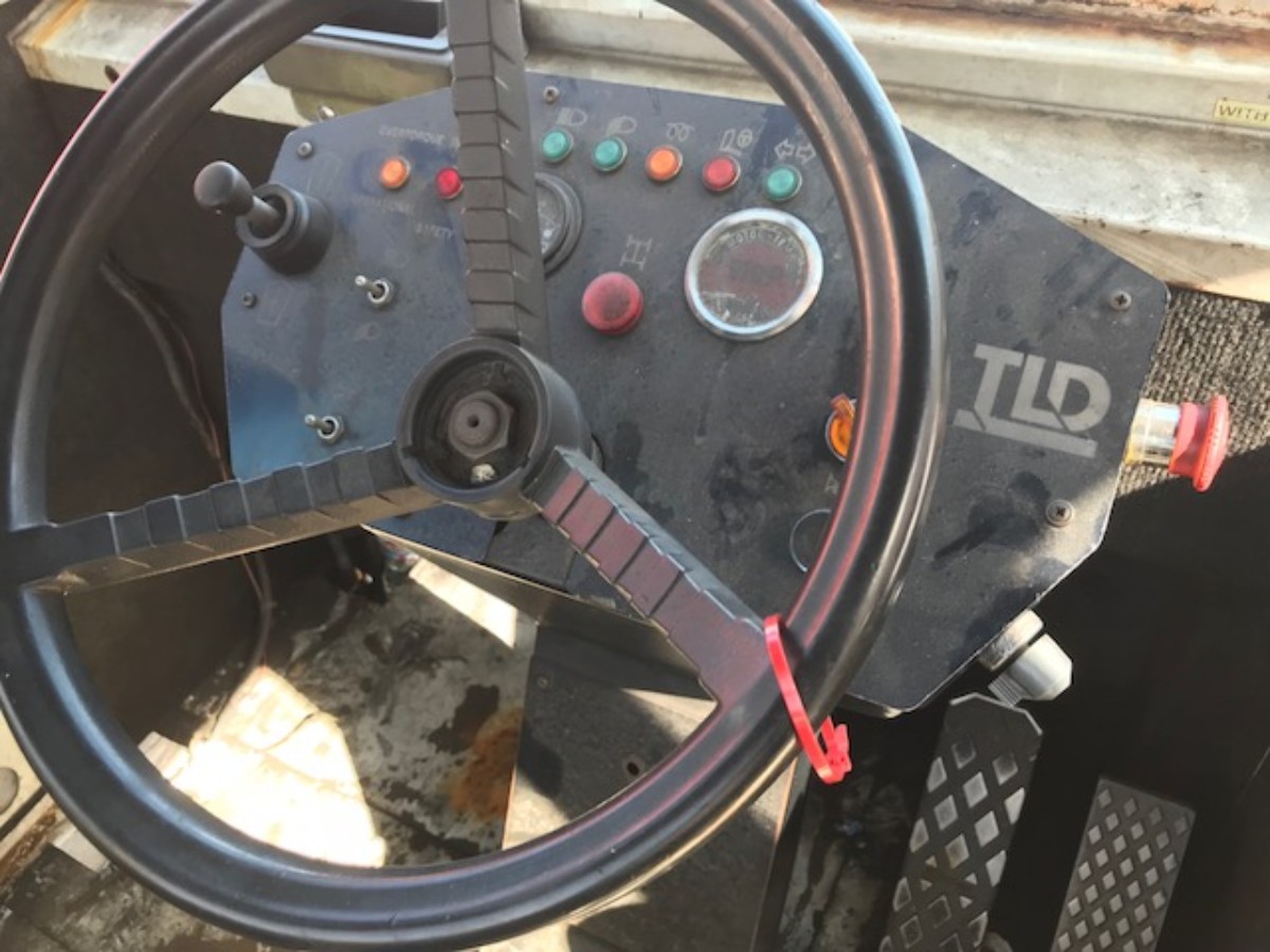 Towbarless Push Back Tractor TLD TPX-200 MT