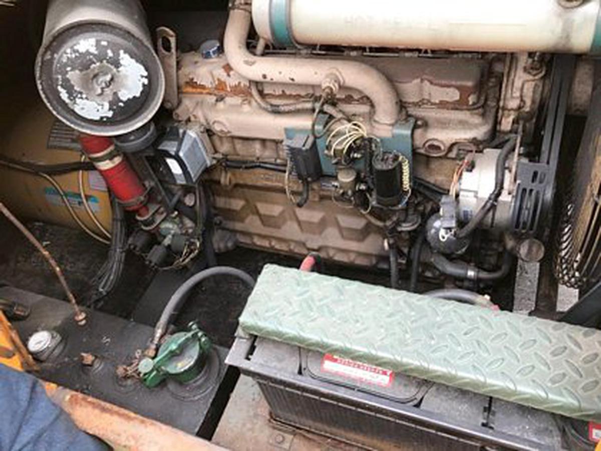 Ground Power Unit S&S TM-4900 JD