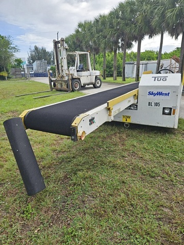 Belt Loader Tug 660E
