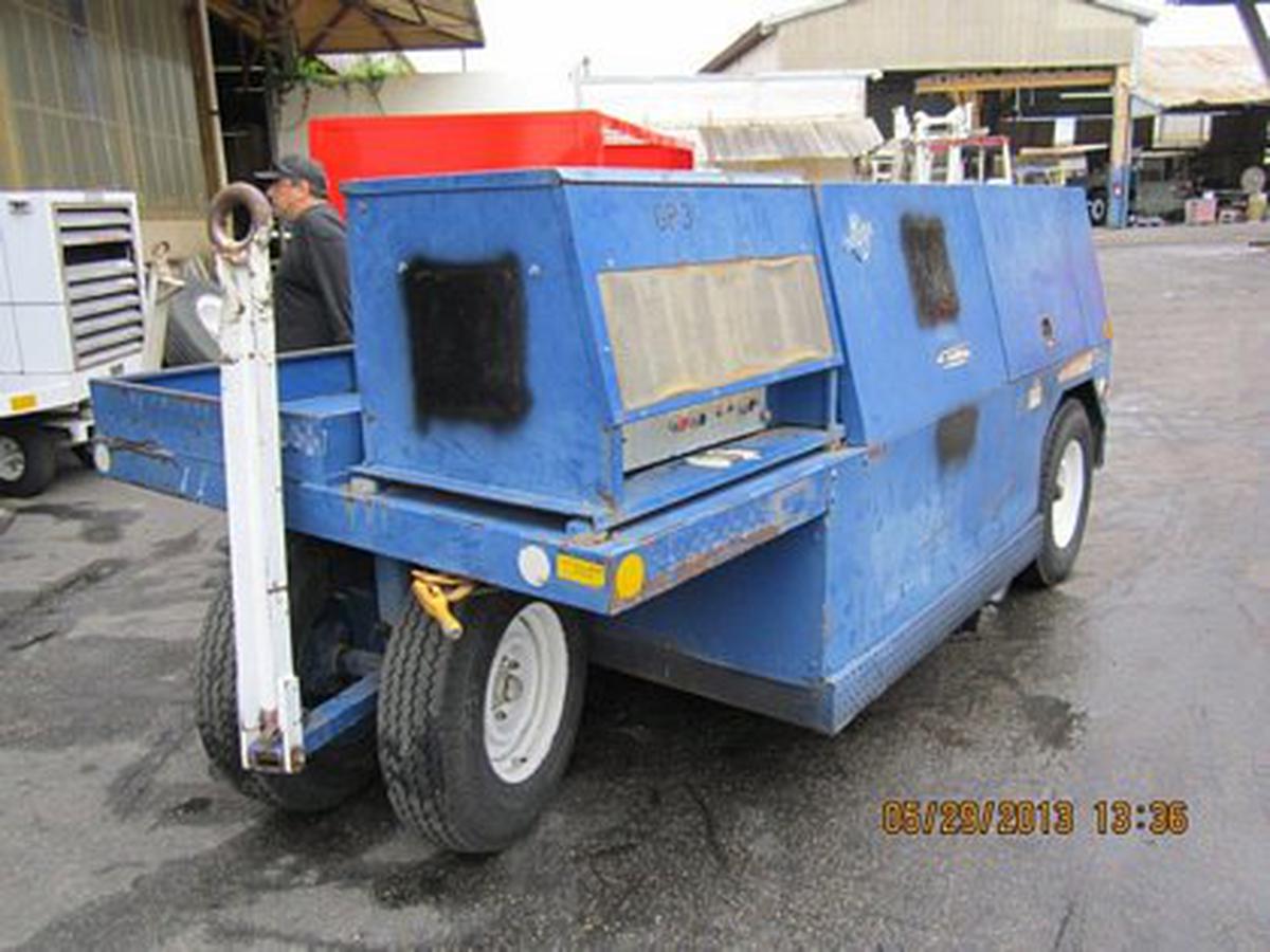 1990 Stewart & Stevenson TMFW-4900 JD