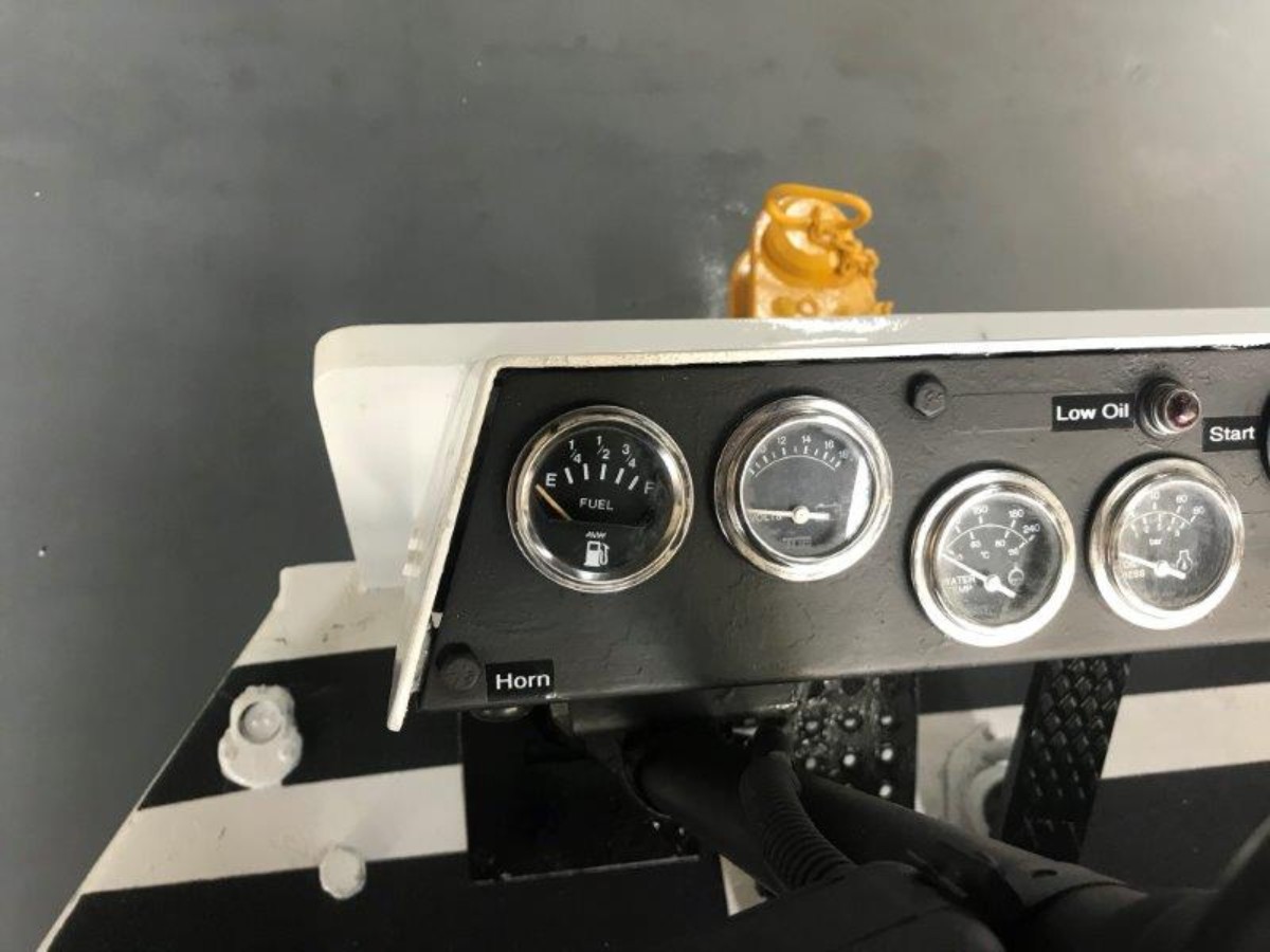 Push Back Tractor FMC B-500