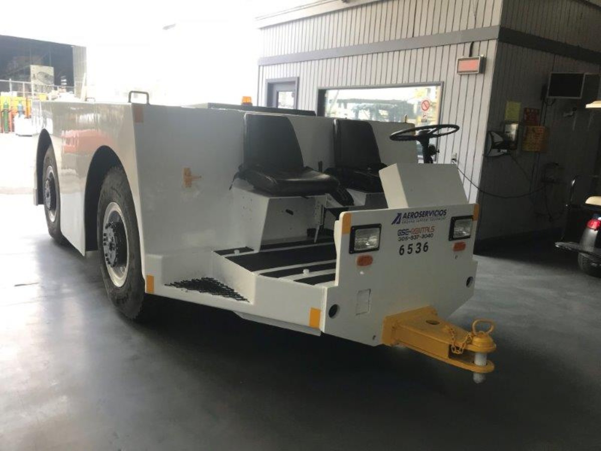 Push Back Tractor FMC B-500