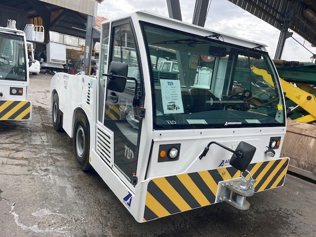 Push Back Tractor TLD TMX-150-15 Tier 4F