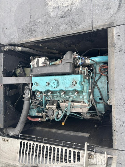 Push Back Tractor FMC B-350