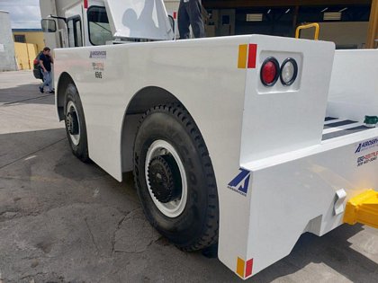 Push Back Tractor FMC B-500