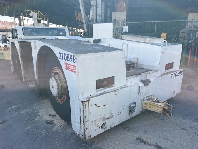 Push Back Tractor FMC B-1200