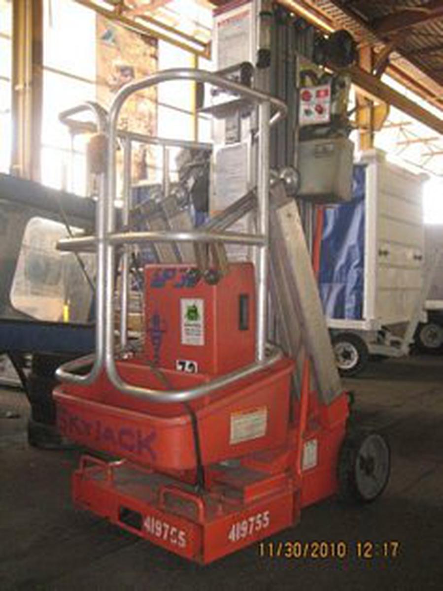 1996 Skyjack Inc. SJP 30
