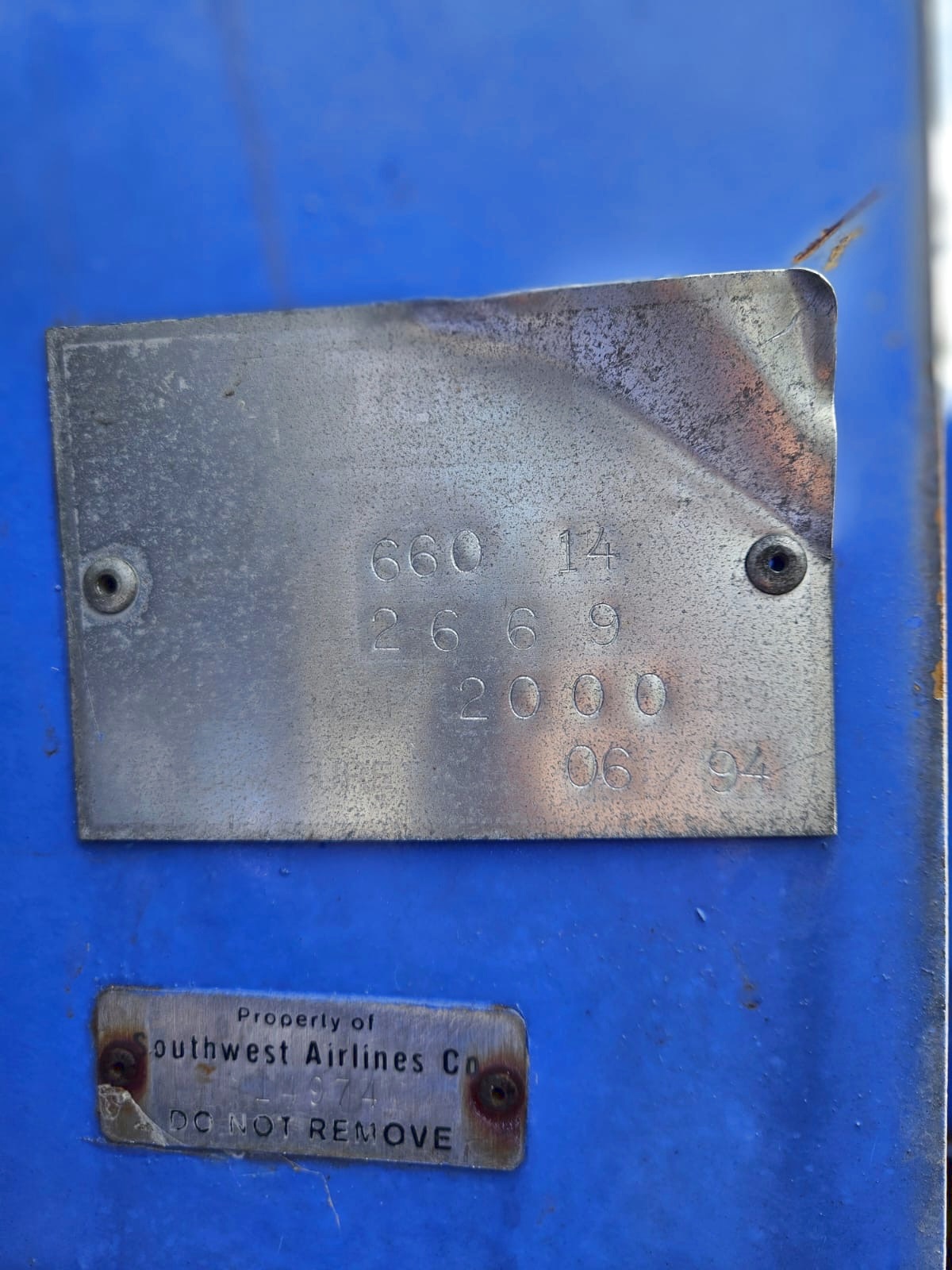 Belt Loader Tug 660E