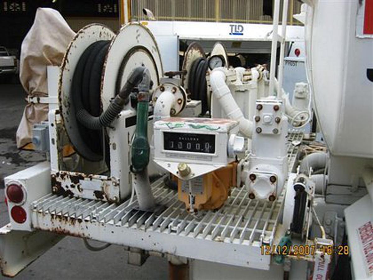 Fuel Truck Ford/Progress Industries Inc./ F-600 Diesel
