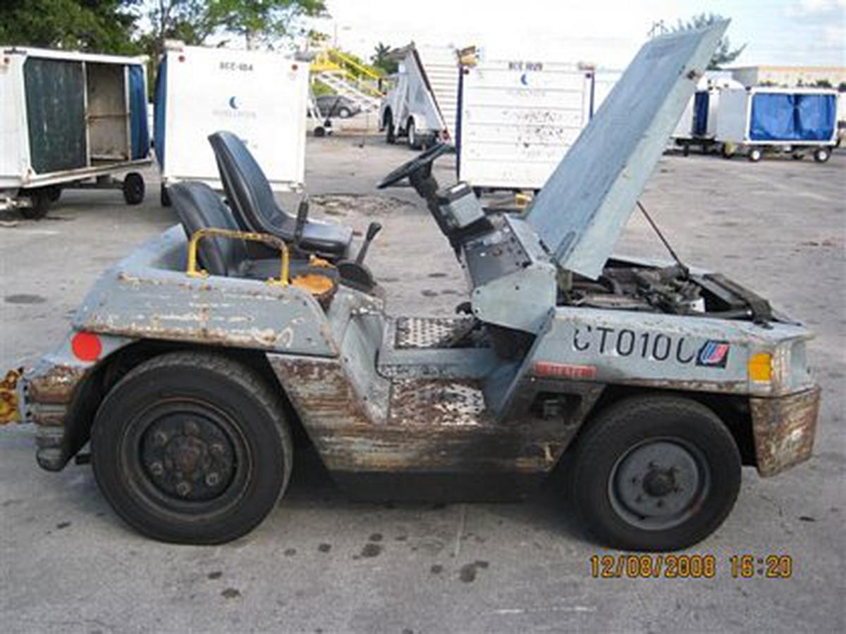 Baggage Tractor Toyota 02-TD23D