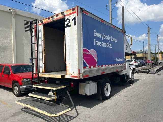 Catering Truck Ford/Hi Way F-700/ CT-14