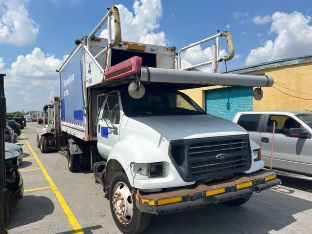 Catering Truck Ford/Hi Way F-650/ CT-14