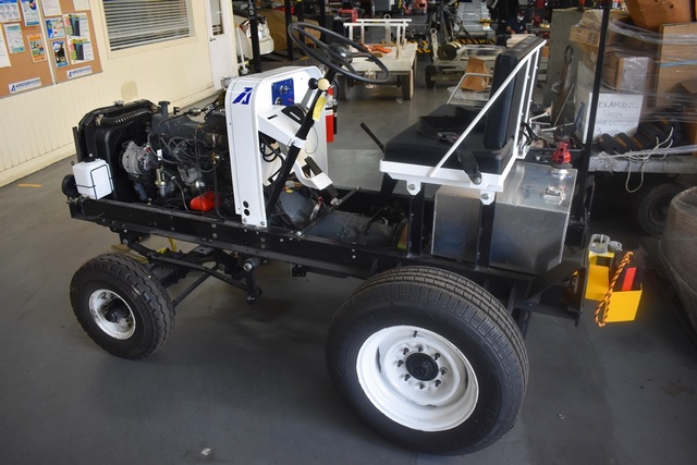 Baggage Tractor Tug MA-50 - Parts Demo