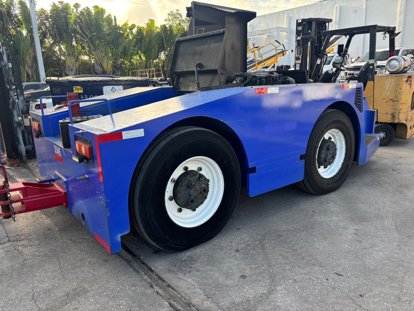 Push Back Tractor FMC B-350