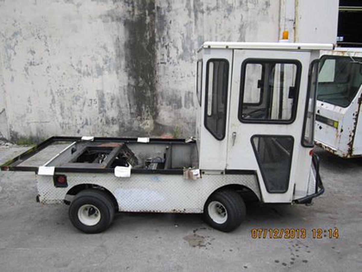 2004 EZ-GO IND-875G