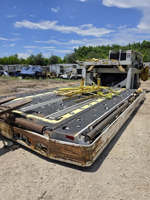 Cargo Loader TLD 828 Wide