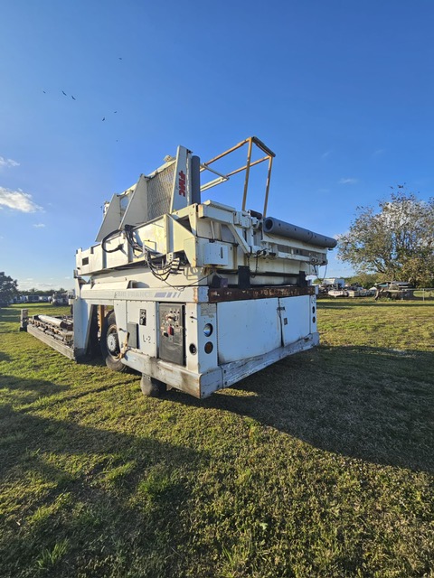 Main Deck Loader FMC MDL-60