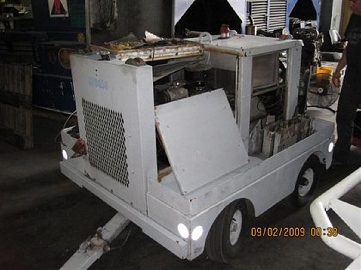 Ground Power Unit Hobart JetEx-4D - 28.5 vdc
