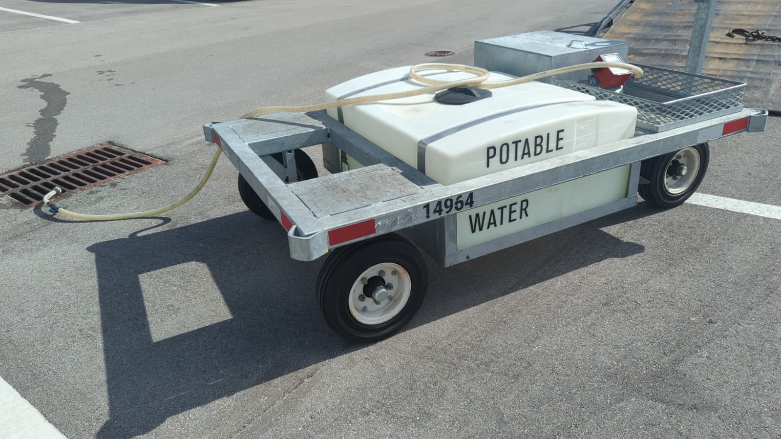 Electric Potable Water Cart - Standard GSE STD-PCE-110