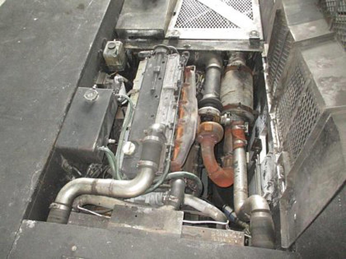 Push Back Tractor FMC B-1200
