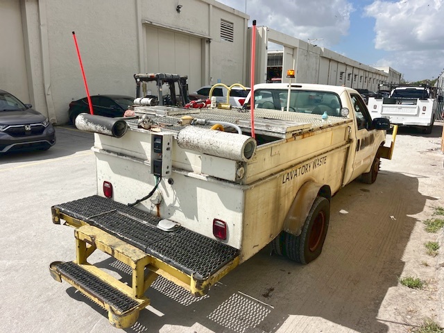 Lavatory Truck Wollard/Ford F-350