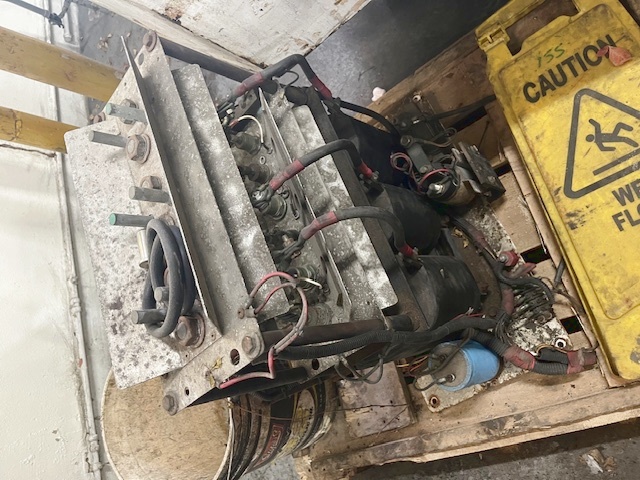 Tug 28.5 vdc