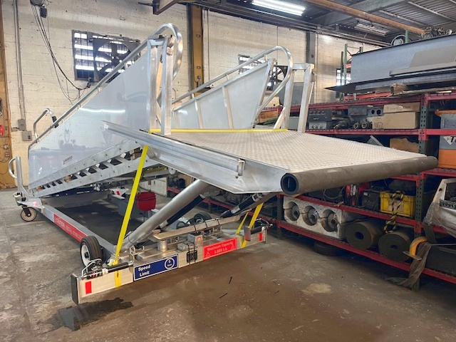 Passenger Stair Towable Standard GSE STD-95-145 2024