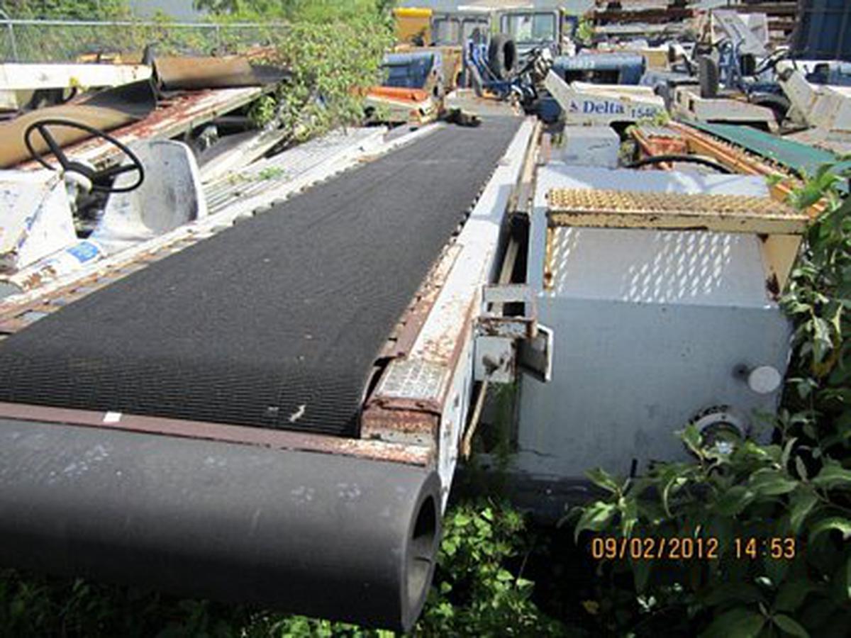Belt Loader Wollard TC-886 DL