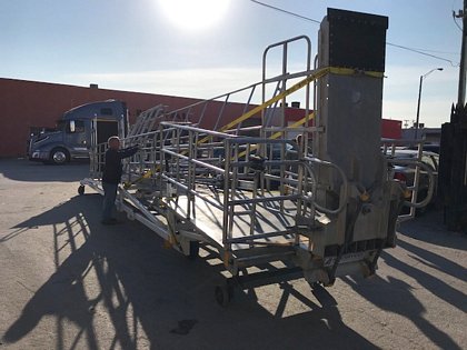 Passenger Boarding Ramp KCI Inc. SGR-2028