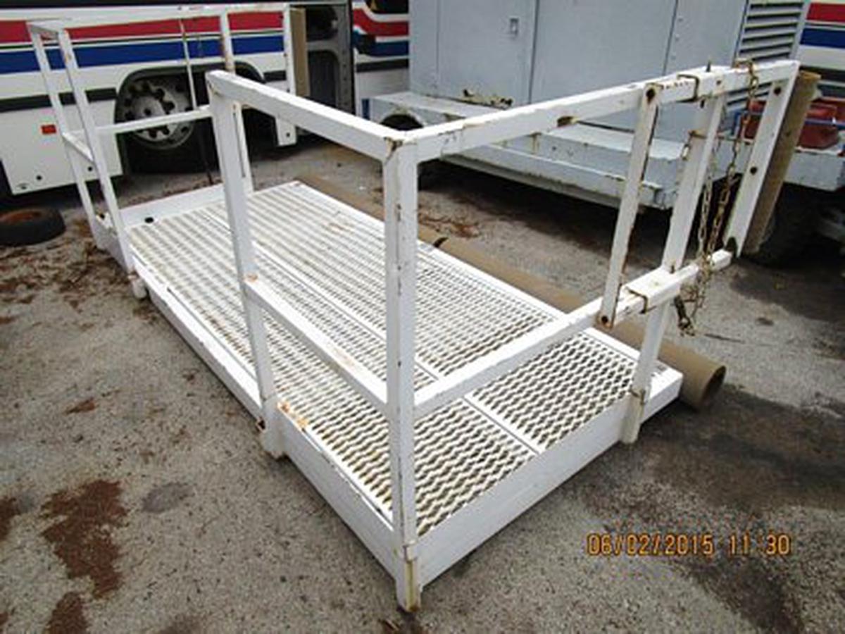 Maintenance Stair Clyde 15F2551 - 120/228 in