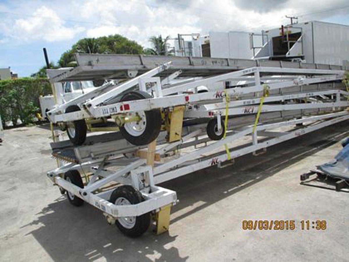 Passenger Boarding Ramp KCI Inc. SGR-2028