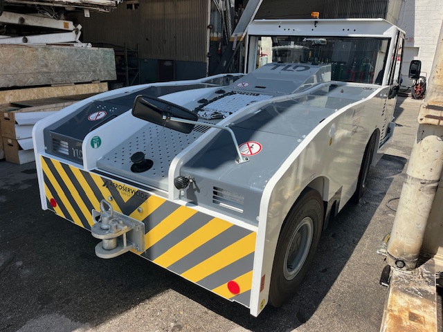 Push Back Tractor TLD TMX-150-15 Tier 4F