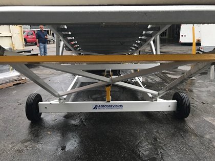 Narrow Body Passenger Stair Clyde 15F2820 - 88/161 in